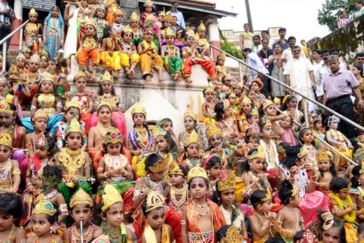 Krishna Vesha ...
